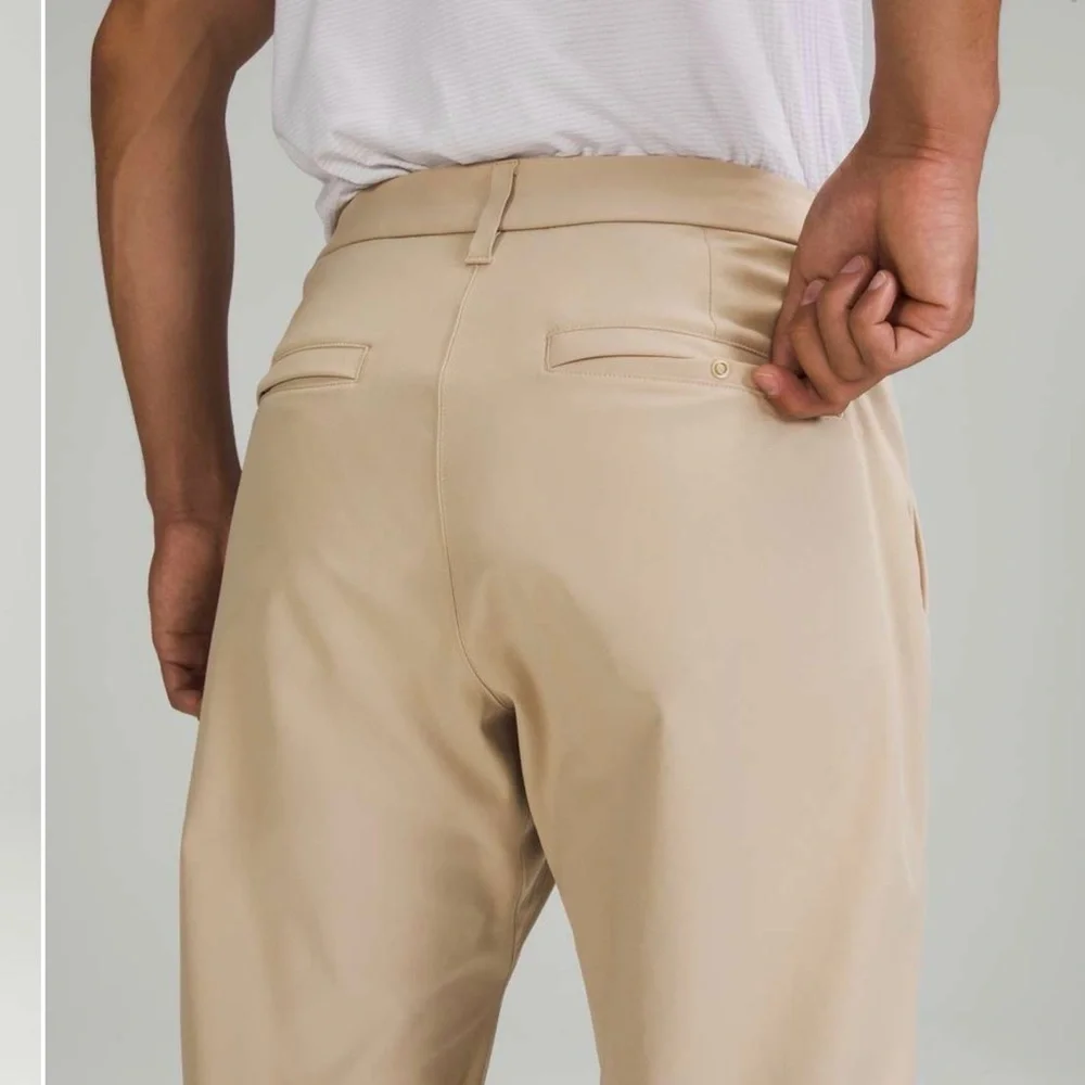 NWT Lululemon  Athletica Men's Commission Pant Classic 28’ LL Size 34